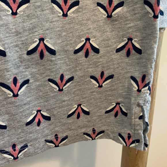 LOFT bee print quarter sleeves T - Picture 8 of 8